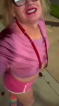 Versaute öffentliche trans-CD Sissy