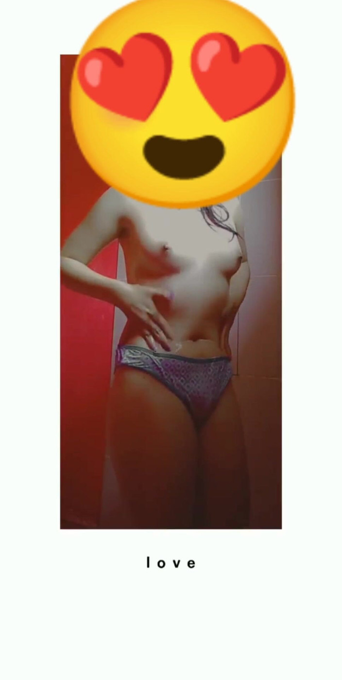 Eatrella j: Mladá dáma tančí sexy část 3