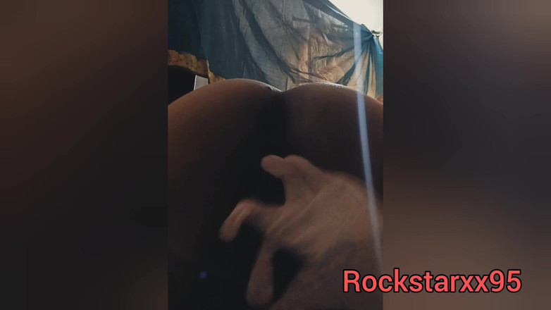 Rack star XX: Vợ Ấn Độ thủ dâm