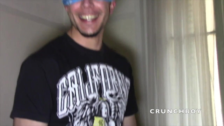 Crunch Boy: Skutečná hetero arabka kouří gaye
