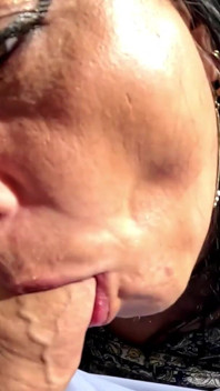 Küche blowjob-Überraschung. Halsfick, sperma im mund und doppeltes orales finish