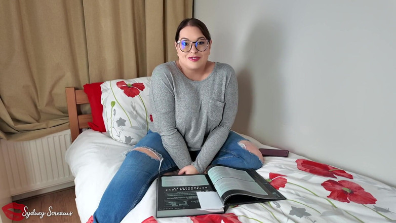 Sydney screams fetish: Prude Roommate Transformed Into Slut