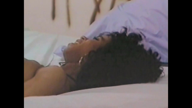 The Unforgettable: समलैंगिक कमबख्त