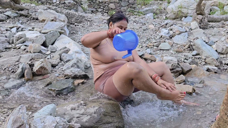 Desi chudai hub: Mountain Camping Sex Cum Inside Pusssy