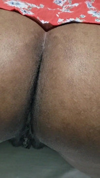 Vamos a compartir y follar conmigo, esposa caliente y cachonda en un real casero trío amateur