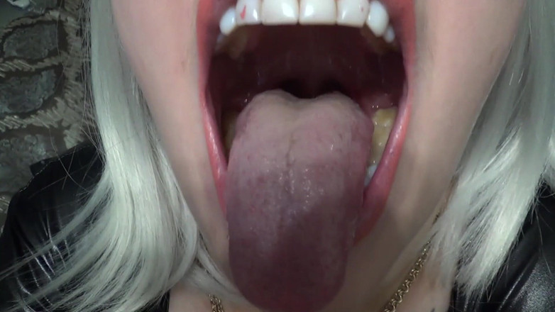 Goddess Misha Goldy: 给我喂你的汁液，然后喂你自己（巨人，joi）