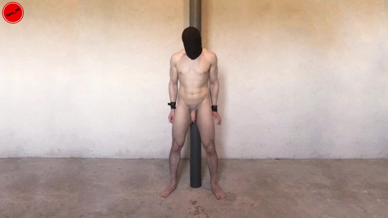 Tommy_1995: Muls de prostată cu două orgasme cu sonda anală și vibratorul...