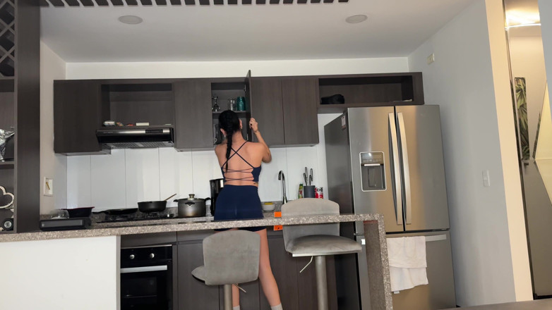 Yenifer Chacon: Anal - New Neighbour Stalks Me at the Gym and Comes...