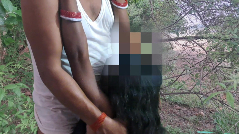 Trilokinath: Villaggio indiano Bhabhi nella foresta