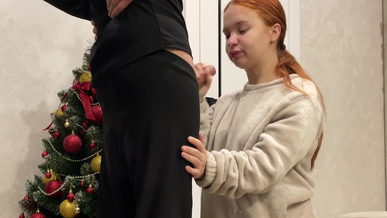 xKeryB: 我继妹的好朋友刚满18岁,想要被干 第一人称视角