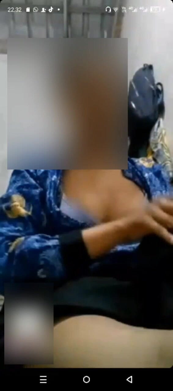 Astriana88: Su cara todavía es un secreto.