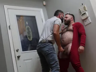 Seducing the Pizza Delivery Guy