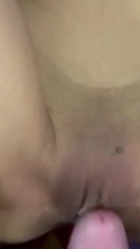 자지를 가지고 노는 걸 좋아하는 귀여운 인도 여친