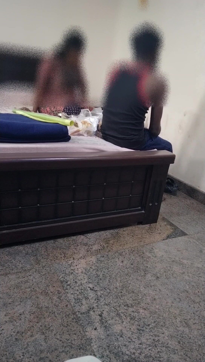 Tamil lesbian: Diskuse o focení a sexu