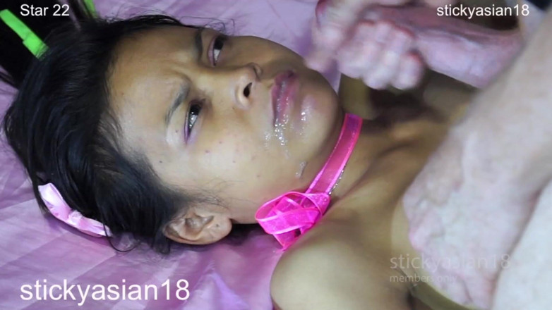 StickyAsian18: V8 me star 22 yrs patron yüzüme boşalıyor ve parmakla 12 dakika
