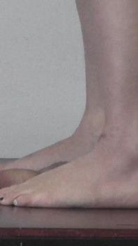 Otrok nebude mít orgasmus pod bosými nohami paní Cassy