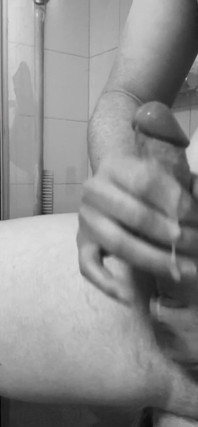 Quick Creamy Cumshot in Black and White