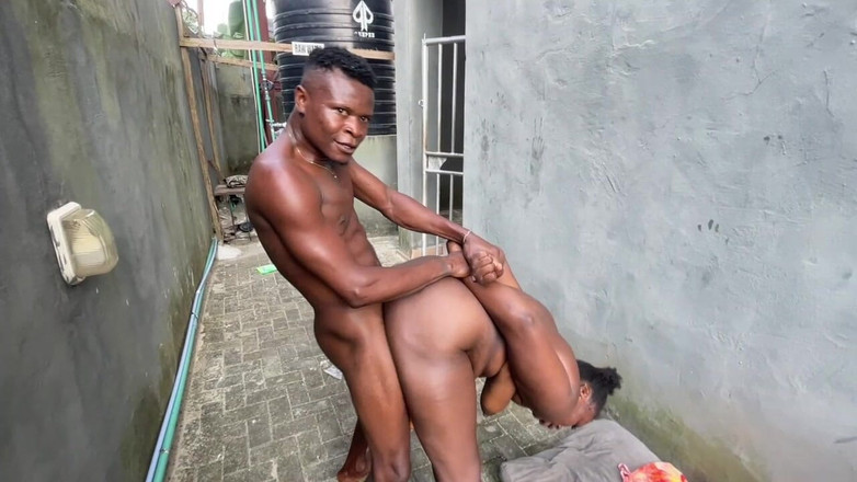 Sex naija 1: Facet pieprzy się jak zwierzę