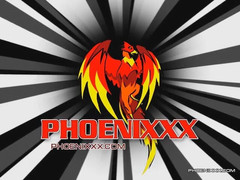 Phoenixxx: Pejantan buff ngentot di halaman depan