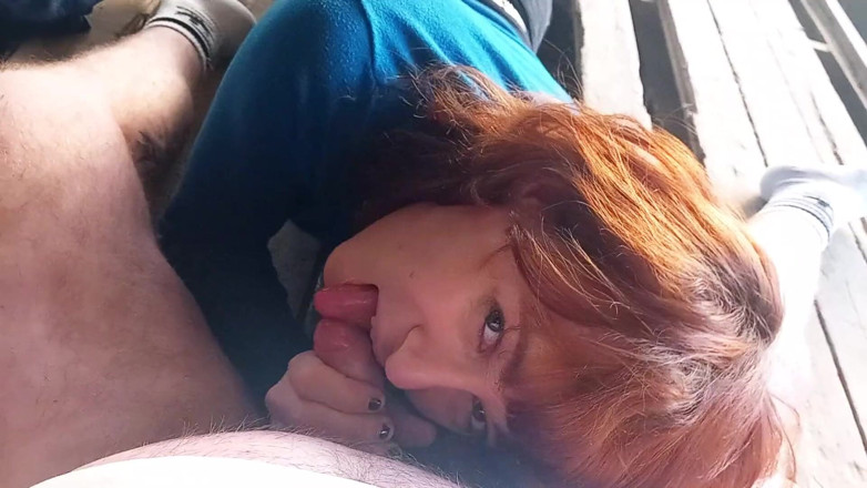 RedLili: Fellation En Exterieur