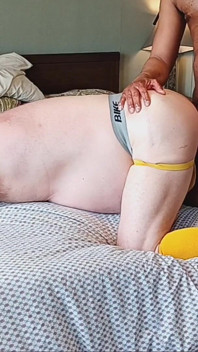 Masseur Can't Resist!! Bear Gets Much More Than He Was Expecting!