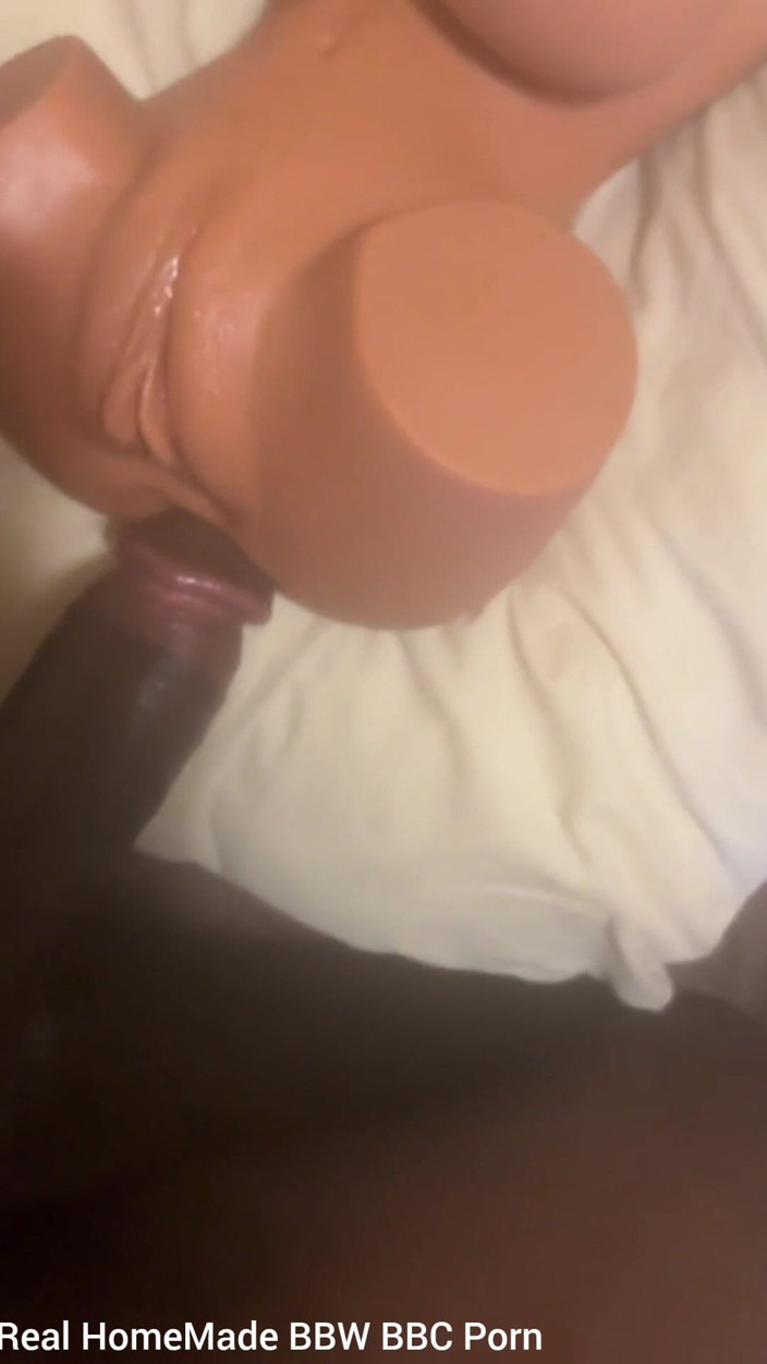 Big black cock BBCee: Ngentot pantat boneka seks silikon ke memek