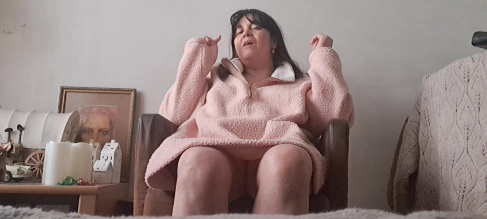 Mommy big hairy pussy: スペイン語の継母JOI