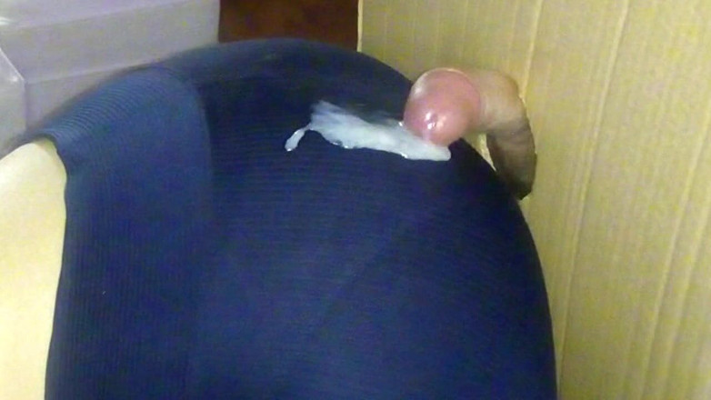 Sexoamateur: Gloryhole reiben