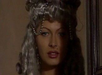 Fetish World: Roztomilá dívka ošukaná do zadku tlustým ptákem