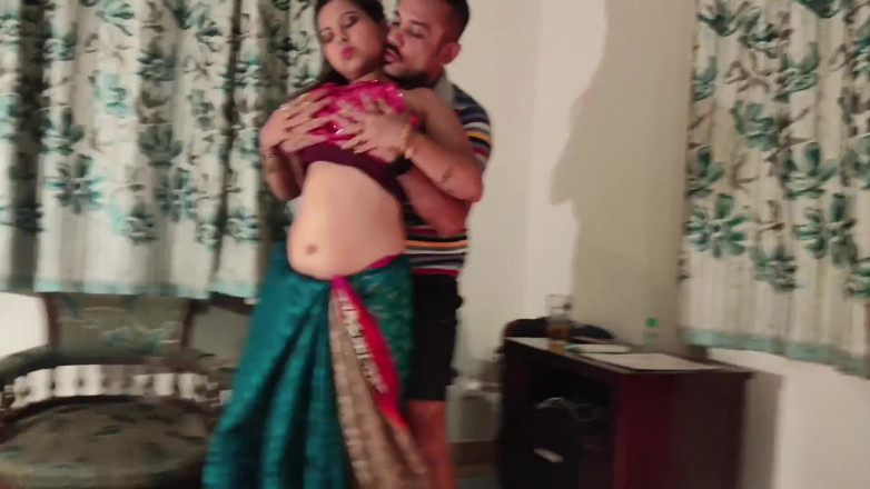 Anjalisingh_sexy: A Manager Fucked His Desi Beautiful Secretary