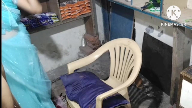 Saxesageth: Pembantu rumah yang sangat seksi