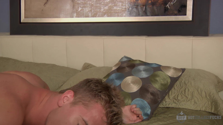 Hot College Fucks: Dru iniciuje Delilu