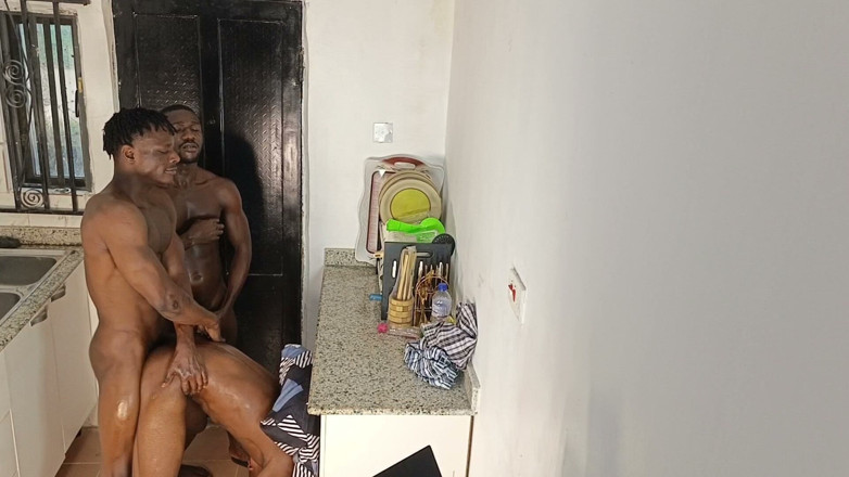 Pa_blo: African Thugs Had It in the Kitchen Hot Supper
