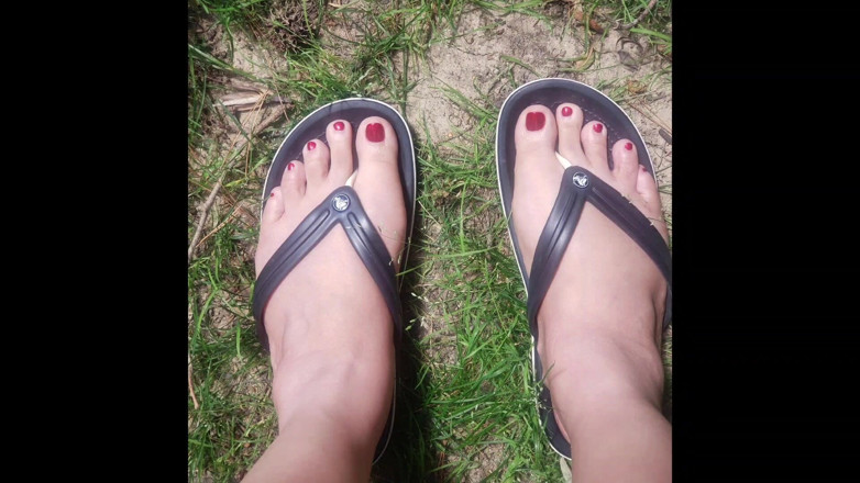 Foot Patrol: Candice virgin size 12 pés n e sua primeira experiência de...