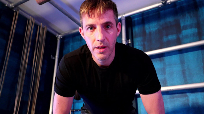 TomBakerBDSM: POV - Você começa sua vida como escravo da castidade de...