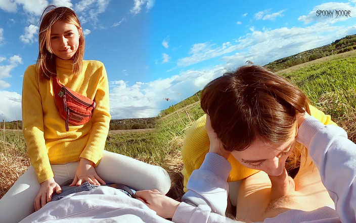 Spooky Boogie: Creampie orale per una ragazza all'aperto