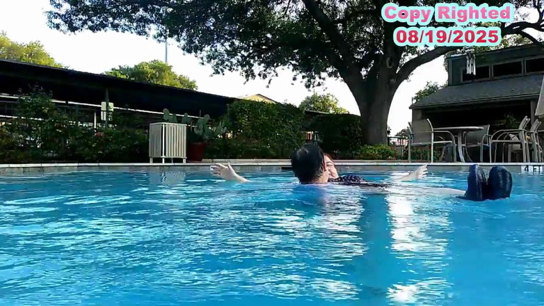 BBW nurse Vicki adventures with friends: Vicki si suster tampan harry lagi asik ciuman mesra di...