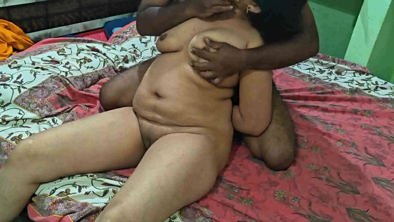 Sexy sindu: Indiana esposa é fodida com um pau grande