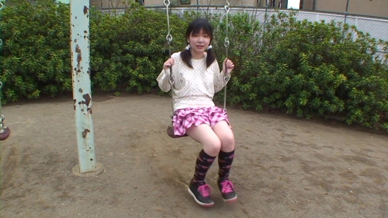 Japan Lust: Mamiko está ansiosa por tener esa polla en su coño