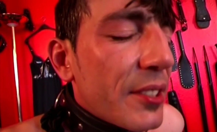 BDSM6.CLUB: Máy bay bà già thống trị trói buộc nô lệ...