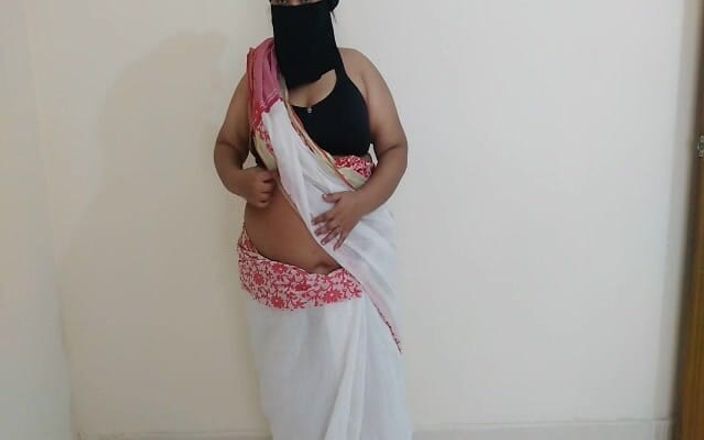 Aria Mia: Nepali Kand - Desi Nri MILF Gorąca kobieta!