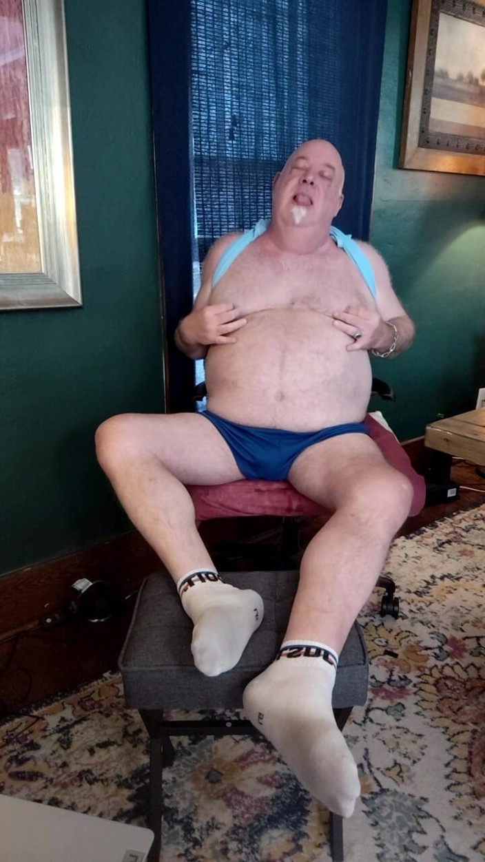 beardaddychub: Verbal Cum on Cam
