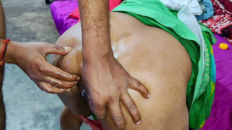 Annubhabhi4: Desi Hot Indian Bhabhi Fucked in Hindi Audio