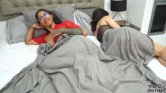 Val Succubus: My Stepsis Stay with Us and That Whore Fucks My...