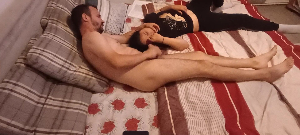 Ionut899: Üvey Babam Sikini Içime Sertçe Sokuyor