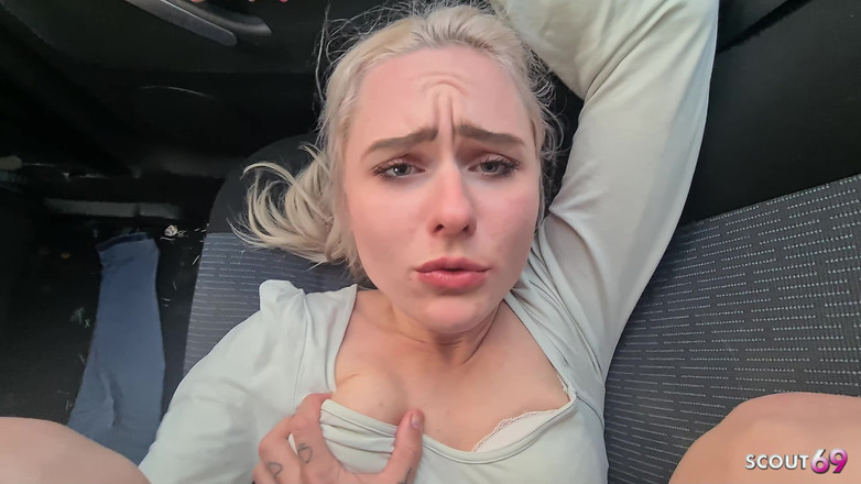 Scout69: Duitse blonde lifter oppikken en krijgen risicovolle pov buitenshuis neukpartij...