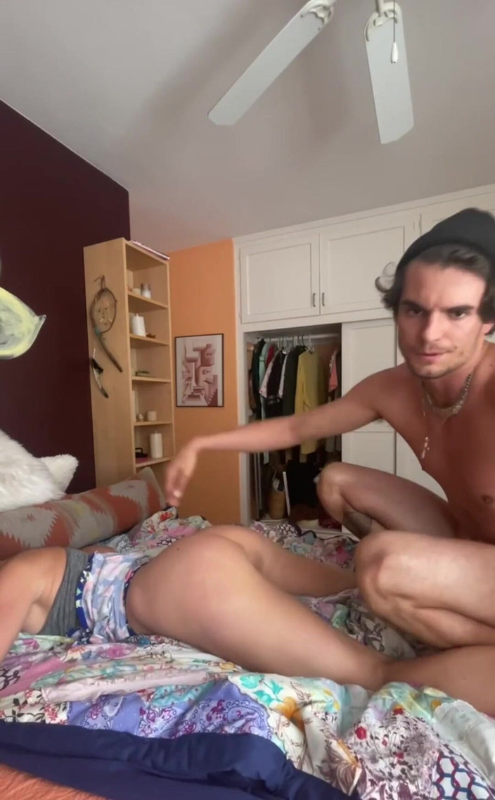 VibeWithMommy: Opravdu jsem se dobře starala o souseda a ujistil jsem...