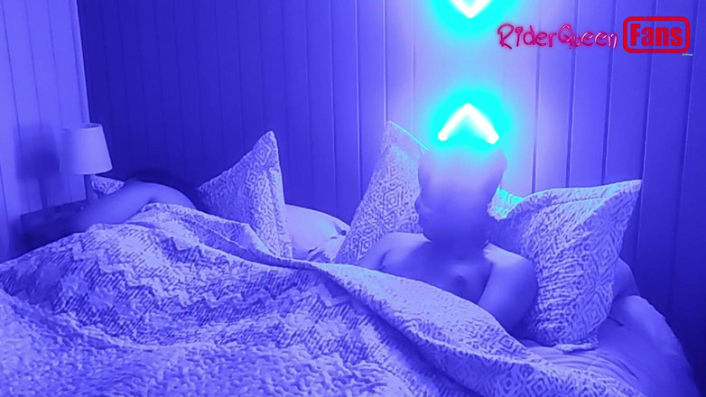 Riderqueen: 巨大なお尻ぽっちゃり系熟女、スローモーションファンのみ