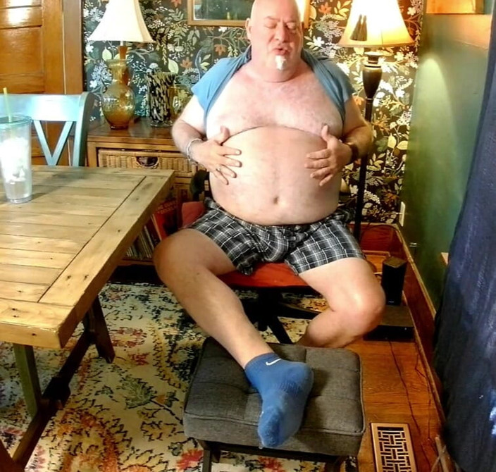 beardaddychub: Turuncu jock'ta hızlı mastürbasyon