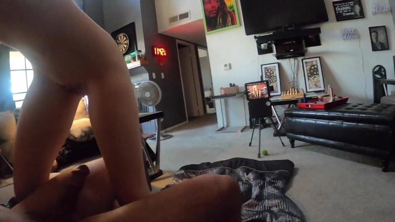 Eddie Jaye: POV เย็ดโซฟาจนแตกใน